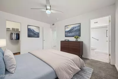 12021 N Riviera Court, Sun City, AZ 85351 - Photo 11