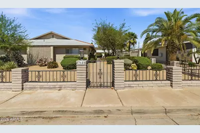 3640 E Montecito Avenue #Apt 2, Phoenix, AZ 85018 - Photo 1