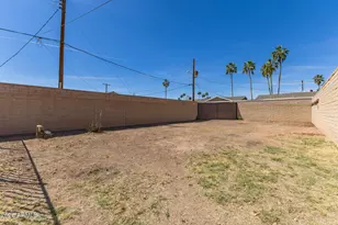 223 E Concorda Dr, Tempe, AZ 85282 - Photo 29