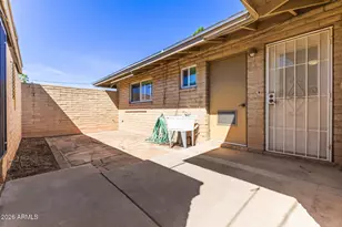 223 E Concorda Dr, Tempe, AZ 85282 - Photo 5