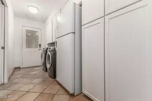 223 E Concorda Dr, Tempe, AZ 85282 - Photo 27