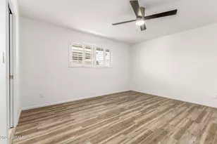 223 E Concorda Dr, Tempe, AZ 85282 - Photo 21