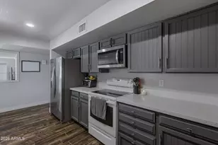 1301 S Hall, Mesa, AZ 85204 - Photo 13
