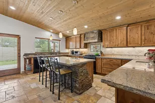 601 W Gibraltar Ln, Phoenix, AZ 85023 - Photo 7