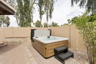 601 W Gibraltar Ln, Phoenix, AZ 85023 - Photo 15