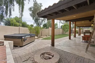 601 W Gibraltar Ln, Phoenix, AZ 85023 - Photo 25