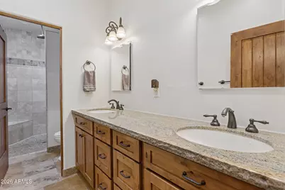 601 W Gibraltar Lane, Phoenix, AZ 85023 - Photo 17
