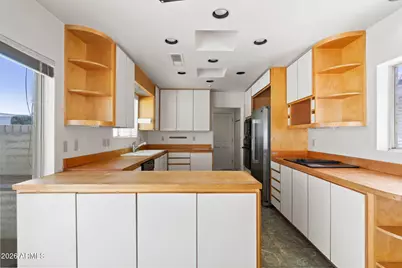 114 E San Miguel Avenue, Phoenix, AZ 85012 - Photo 17