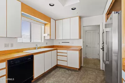 114 E San Miguel Avenue, Phoenix, AZ 85012 - Photo 19