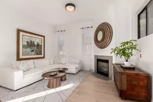 7027 N Scottsdale Rd, Paradise Valley, AZ 85253 - Photo 11