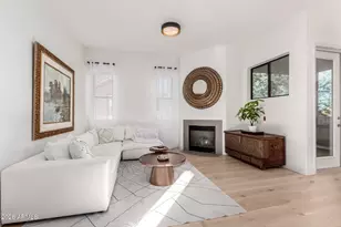 7027 N Scottsdale Rd, Paradise Valley, AZ 85253 - Photo 9