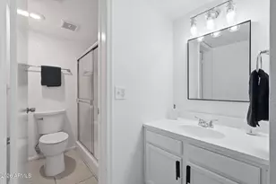 623 W Guadalupe Rd, Mesa, AZ 85210 - Photo 17