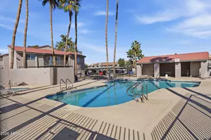 623 W Guadalupe Rd, Mesa, AZ 85210 - Photo 29