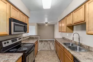 5995 N 78th St, Scottsdale, AZ 85250 - Photo 9