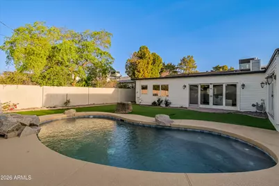 5328 E Pinchot Avenue, Phoenix, AZ 85018 - Photo 15