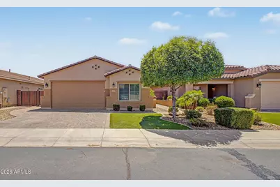 1347 W Spine Tree Avenue, San Tan Valley, AZ 85140 - Photo 1