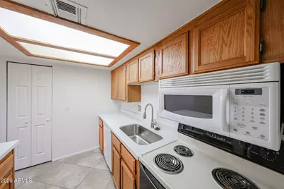 21622 N 23rd Avenue #B105, Phoenix, AZ 85027 - Photo 13