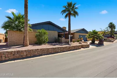 9037 N Arroya Grande Drive, Phoenix, AZ 85028 - Photo 37