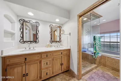 9037 N Arroya Grande Drive, Phoenix, AZ 85028 - Photo 15