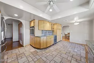 9037 N Arroya Grande Dr, Phoenix, AZ 85028 - Photo 23