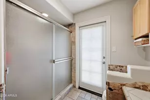 9037 N Arroya Grande Dr, Phoenix, AZ 85028 - Photo 31