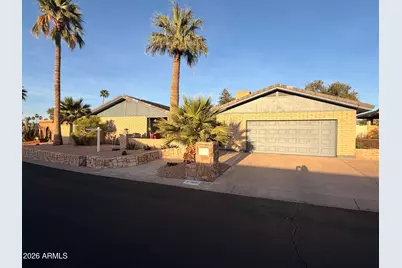 9037 N Arroya Grande Drive, Phoenix, AZ 85028 - Photo 1