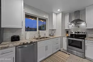 3122 E Sierra St, Phoenix, AZ 85028 - Photo 11