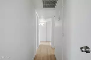 8652 W Heatherbrae Dr, Phoenix, AZ 85037 - Photo 19