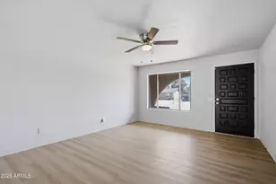 8652 W Heatherbrae Dr, Phoenix, AZ 85037 - Photo 7