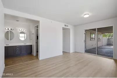 8652 W Heatherbrae Drive, Phoenix, AZ 85037 - Photo 15