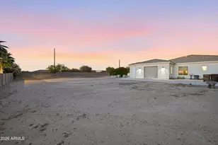 5586 W Rock Ct, San Tan Valley, AZ 85144 - Photo 43