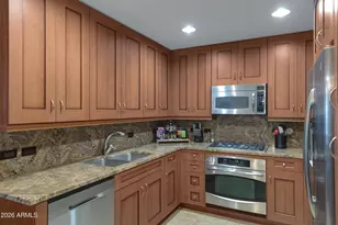 7161 E Rancho Vista Dr, Scottsdale, AZ 85251 - Photo 9