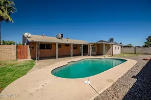 6433 W Catalina Dr, Phoenix, AZ 85033 - Photo 3