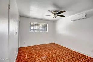 6433 W Catalina Dr, Phoenix, AZ 85033 - Photo 15