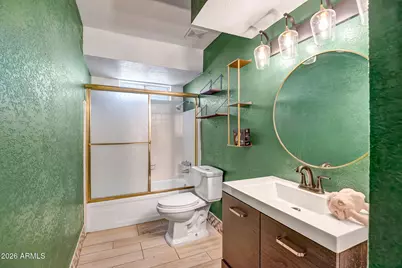 6433 W Catalina Drive, Phoenix, AZ 85033 - Photo 19