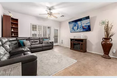 19860 N 110th Lane, Peoria, AZ 85373 - Photo 7