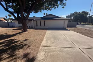 3450 E Columbine Dr, Phoenix, AZ 85032 - Photo 9