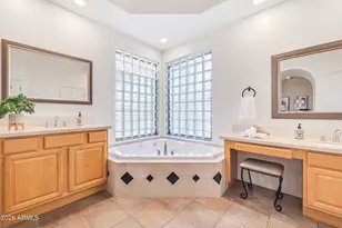2687 E Arrowhead Trail, Gilbert, AZ 85297 - Photo 11