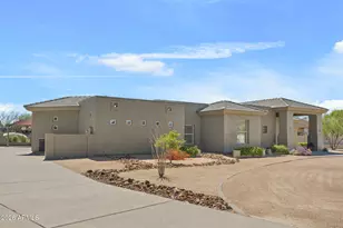 2687 E Arrowhead Trail, Gilbert, AZ 85297 - Photo 5