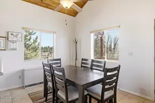 2246 Sitgreaves Dr, Overgaard, AZ 85933 - Photo 9