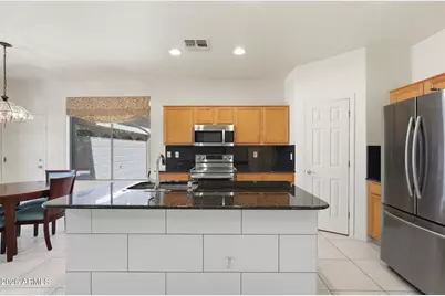 7304 E Northridge Circle, Mesa, AZ 85207 - Photo 9