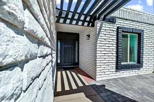 10318 W Calle Del Oro, Phoenix, AZ 85037 - Photo 31