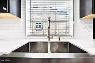 10318 W Calle Del Oro, Phoenix, AZ 85037 - Photo 7