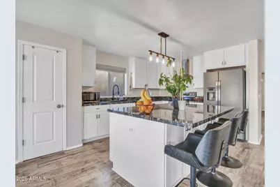 11480 W Austin Thomas Drive, Surprise, AZ 85378 - Photo 7