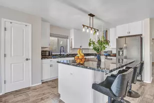 11480 W Austin Thomas Dr, Surprise, AZ 85378 - Photo 7