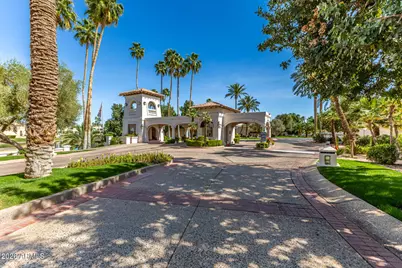 10068 E Cinnabar Avenue, Scottsdale, AZ 85258 - Photo 45