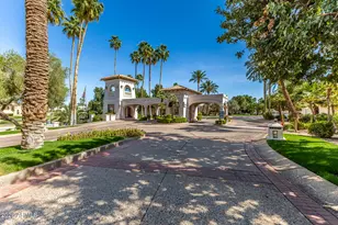 10068 E Cinnabar Ave, Scottsdale, AZ 85258 - Photo 45