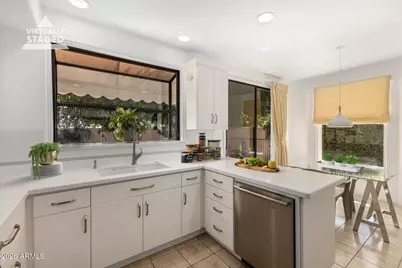 10068 E Cinnabar Avenue, Scottsdale, AZ 85258 - Photo 55