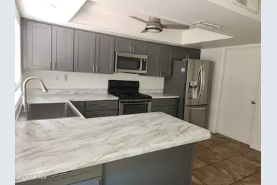 9645 N 63rd Drive, Glendale, AZ 85302 - Photo 5