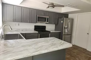 9645 N 63rd Dr, Glendale, AZ 85302 - Photo 5